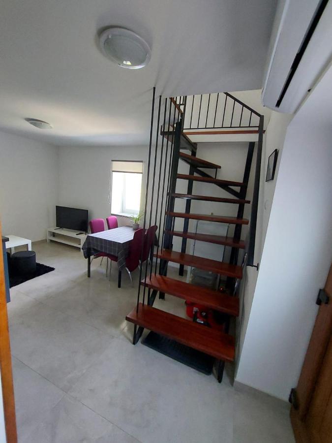 Apartman Sunset 플로민 외부 사진
