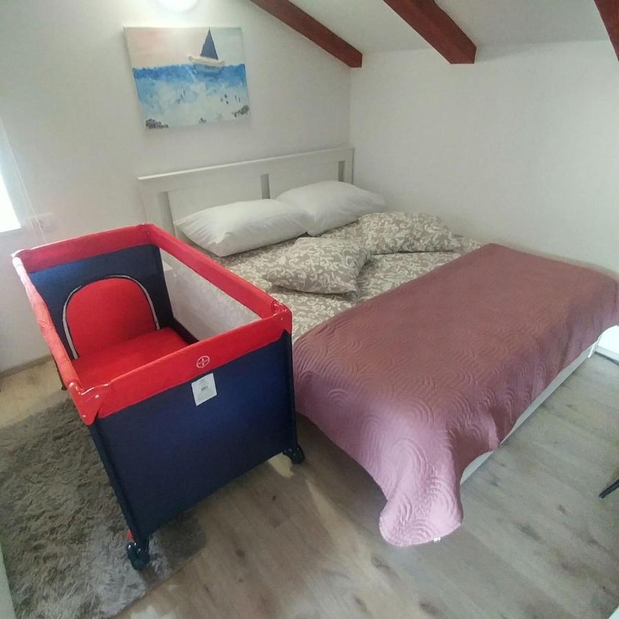 Apartman Sunset 플로민 외부 사진